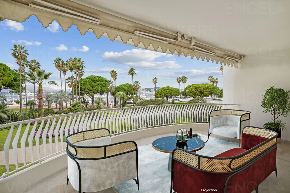 Rare prestigious 5-room apartment, Cannes Croisette