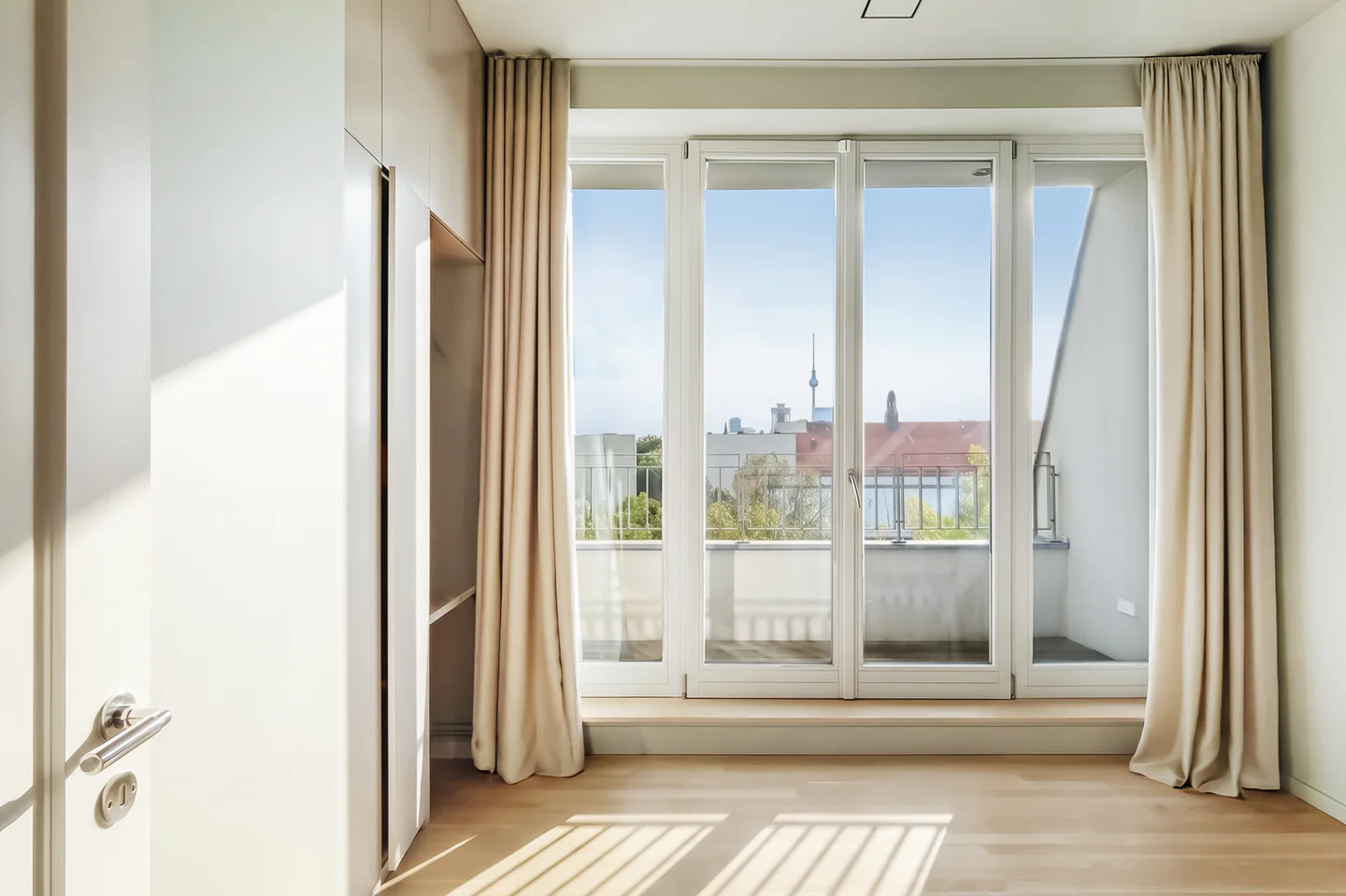 360° Berlin im Blick: Spektakuläres Dachgeschoss-Refugium mit Profi-Gastroküche - Photo 1