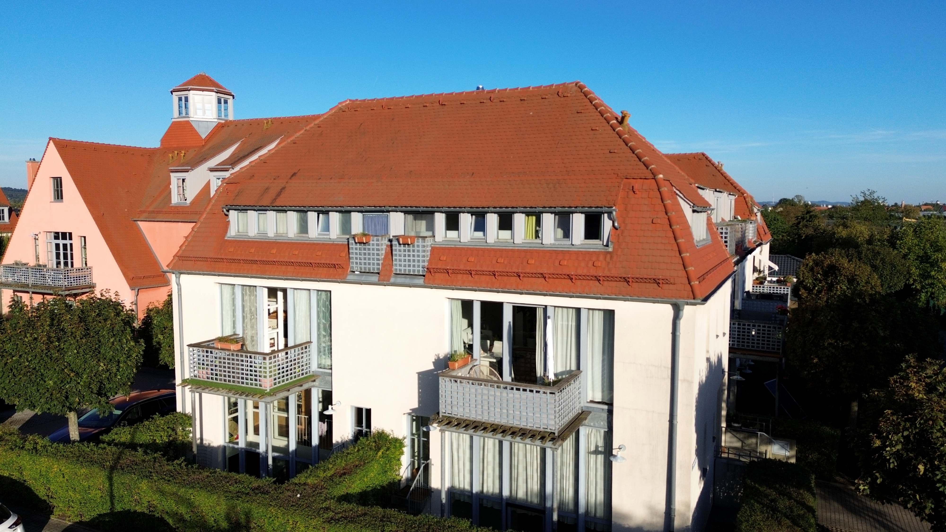 Charmante Maisonettewohnung mit Balkon und Stellplatz in Cossebaude