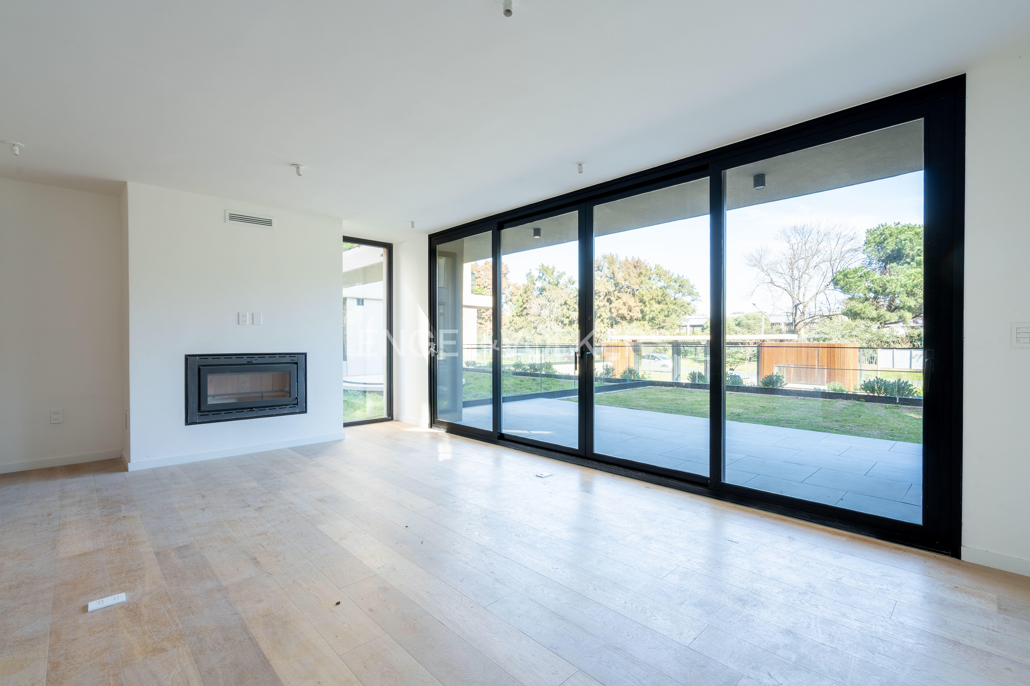 Excellent 3-bedroom duplex with private garden in Trento Garden House