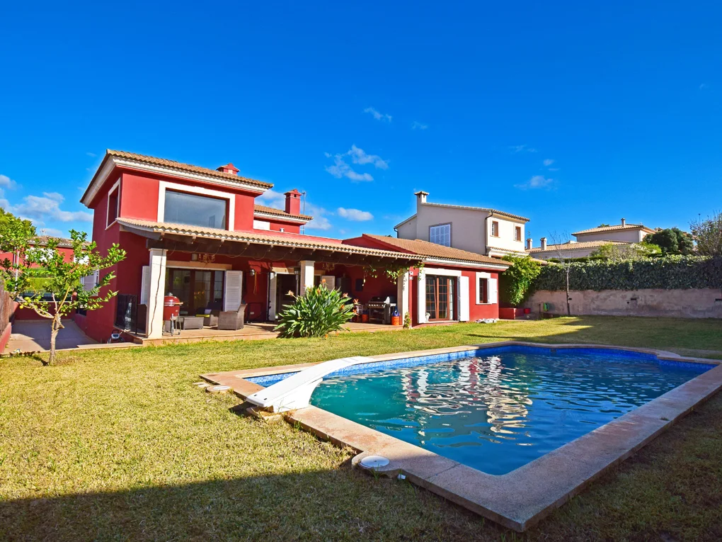 Schöne Villa mit offenem Blick in Marratxí