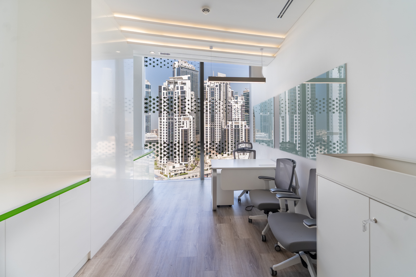 Fully Furnished & Fitted | Partitioned | Large Layout