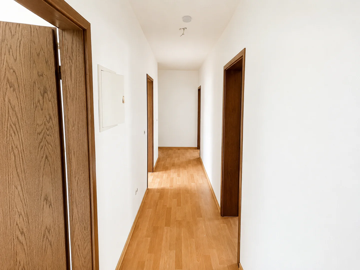 Modernisierte 3-Zimmer-Altbauwohnung in Naumburg - Photo 4