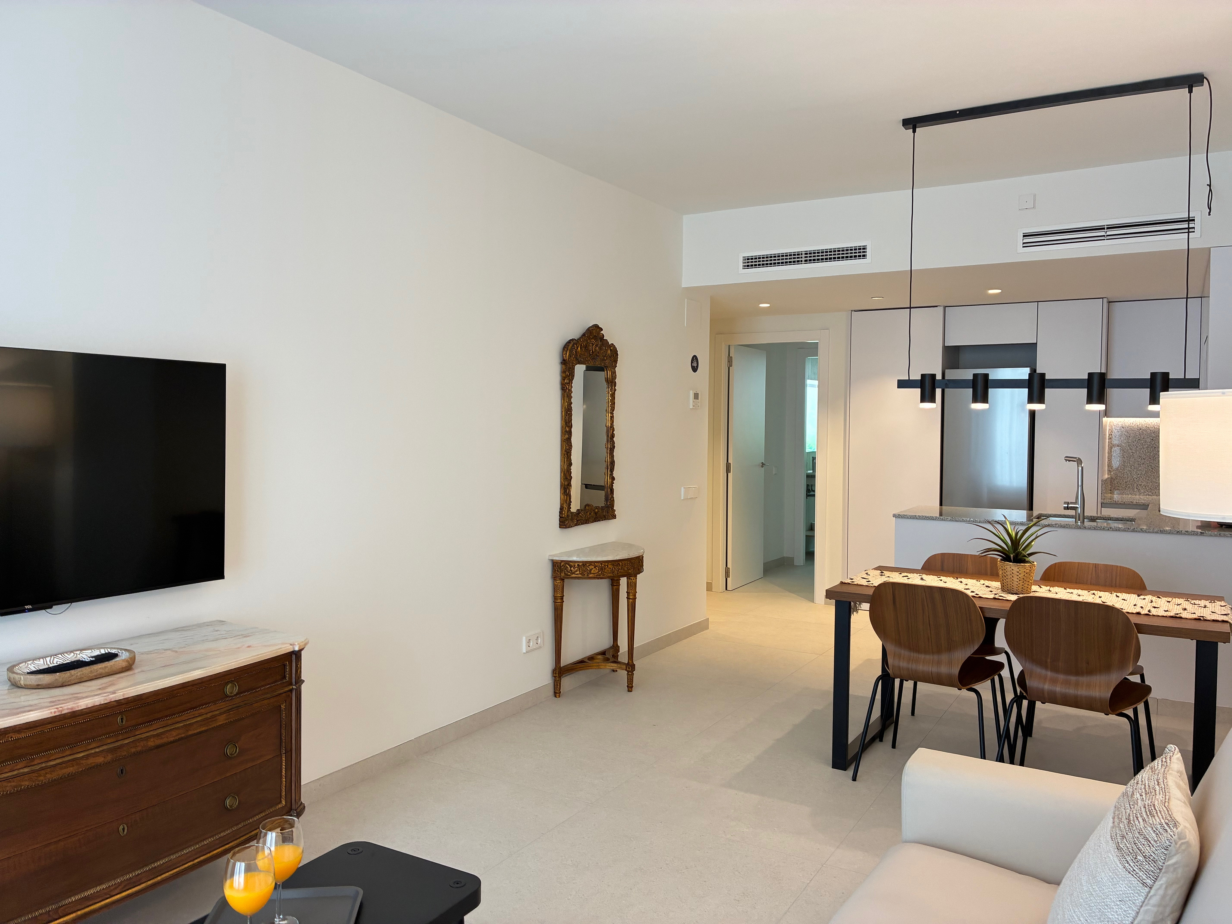 Modern 1-bedroom apartment next to Valencia Central Market
