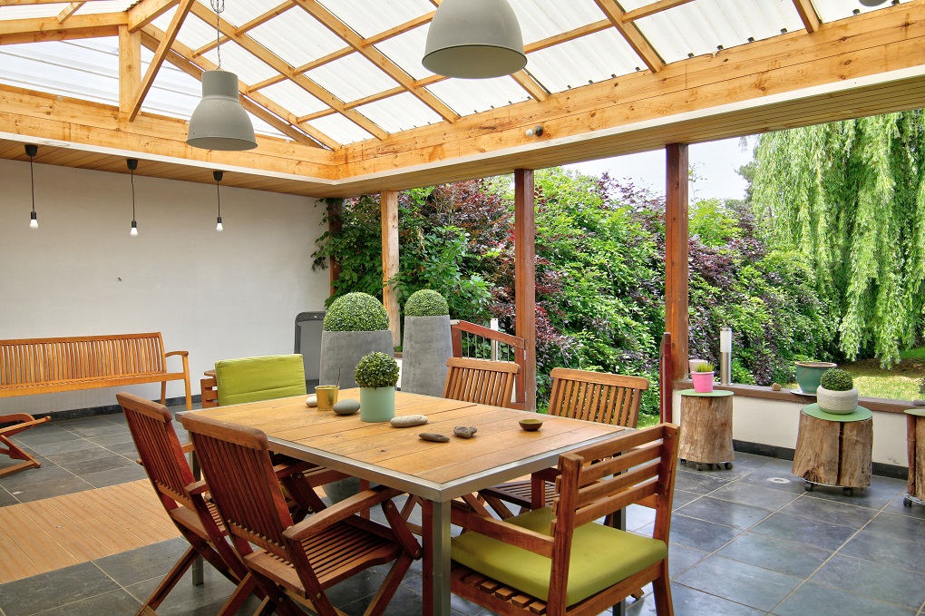 Maison 5 chambres rénovée avec spacieux jardin à Seraing
