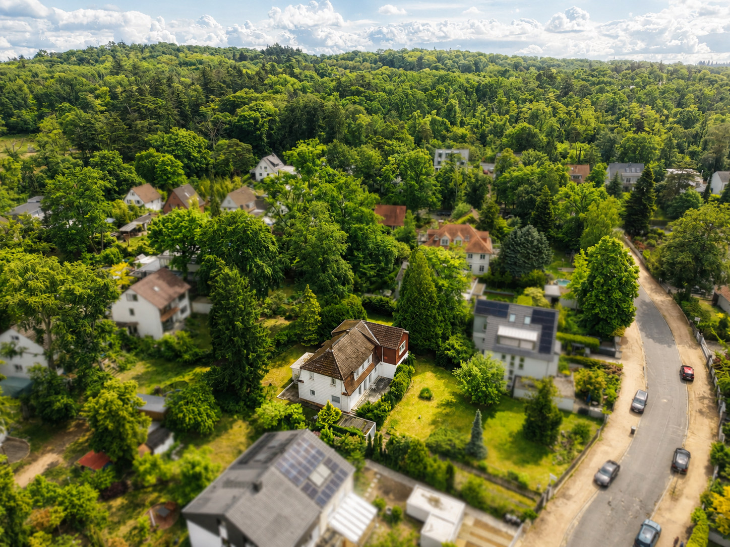 Wohnen im Grünen, Leben in der Stadt: Ihr privater Park in der Villenkolonie