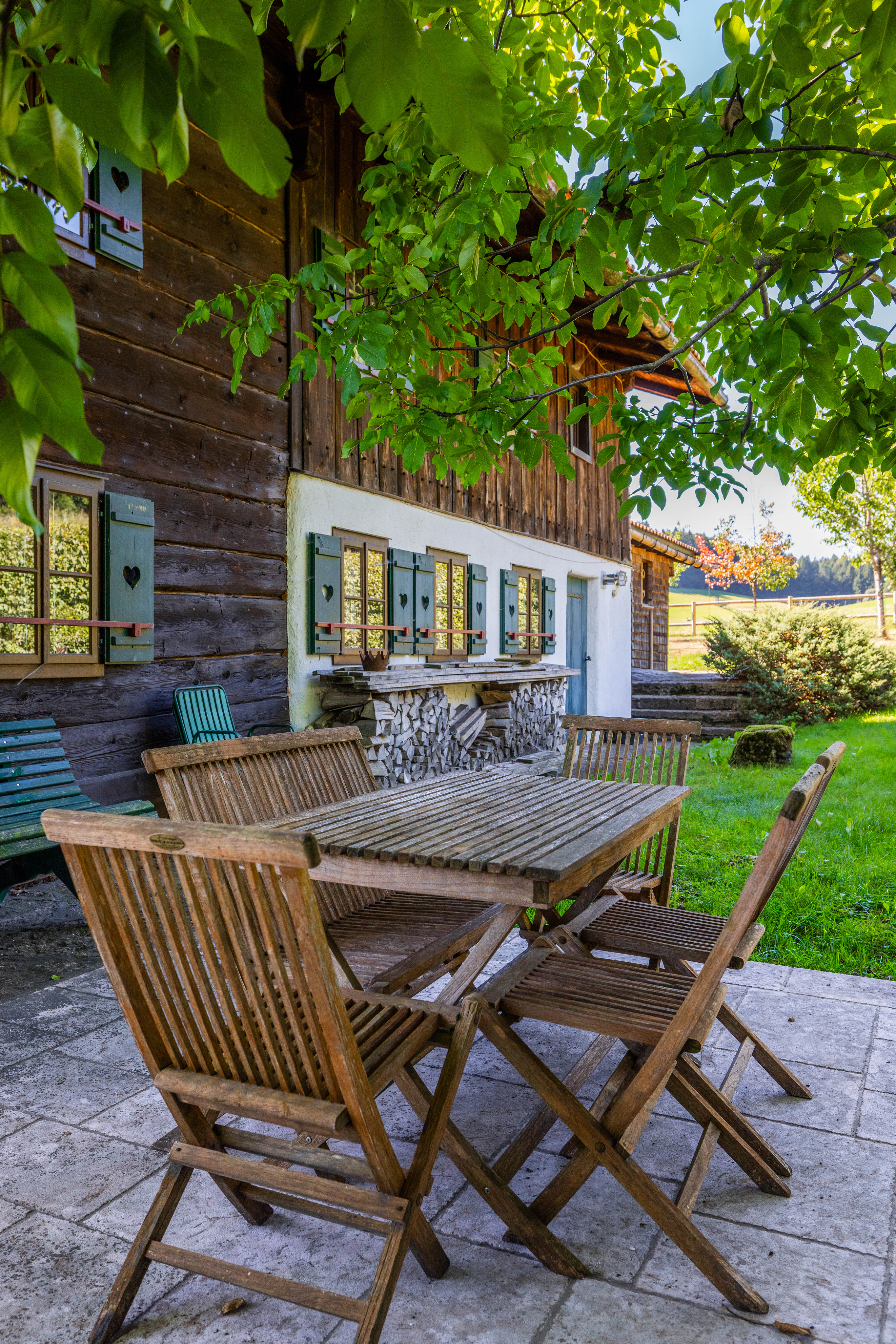 Second home possible! Relaxing retreat with views of greenery