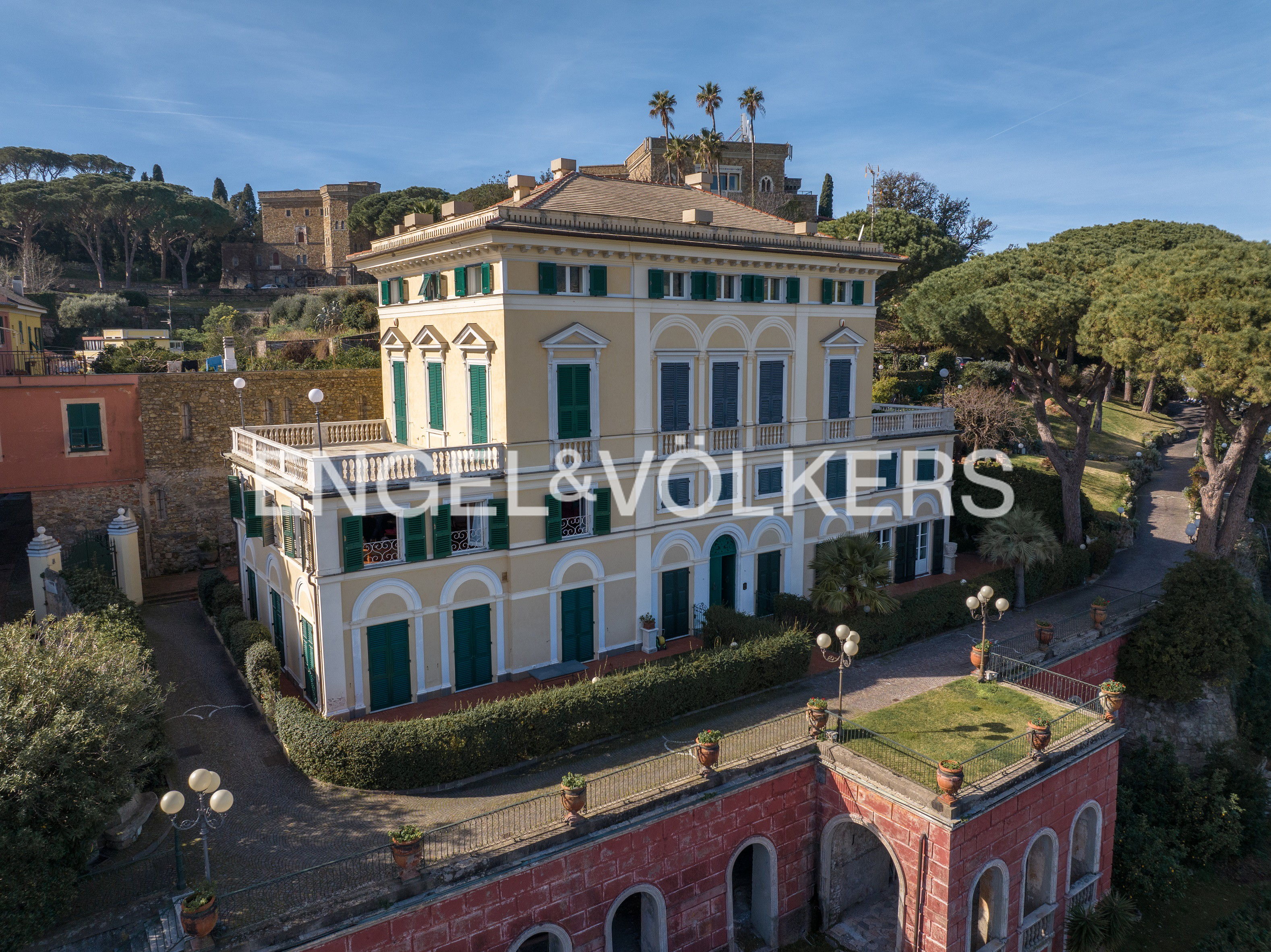Exclusive Apartment in Villa Matilde