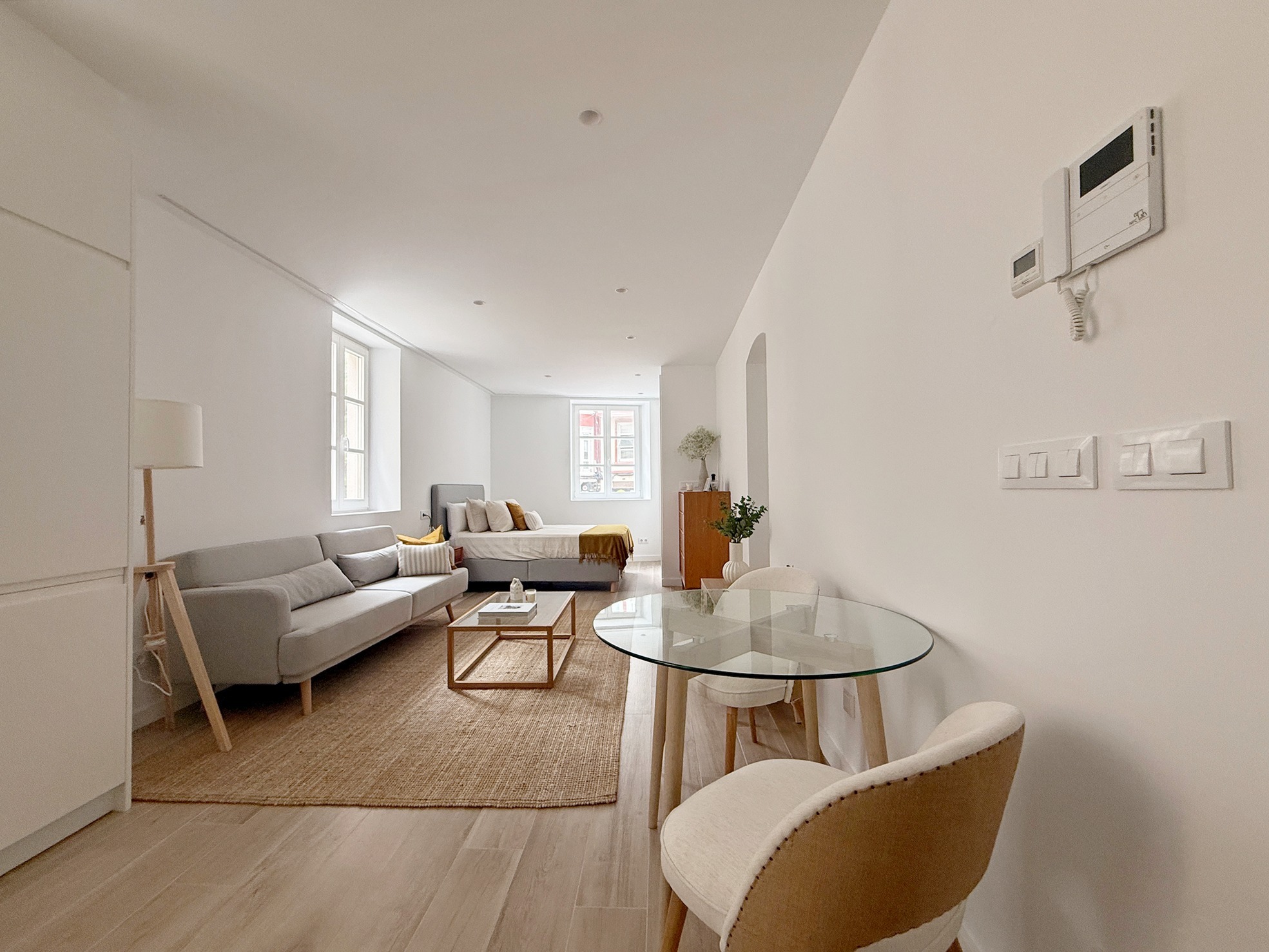 Estupendo loft amueblado a estrenar en el Orzán