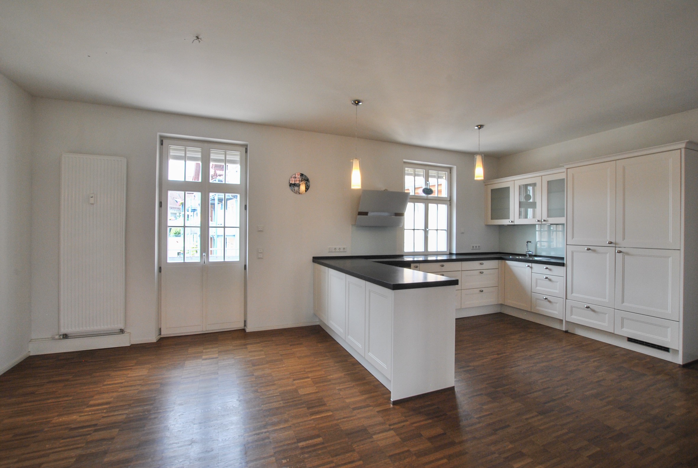 Moderne 4-Zimmer-Wohnung mit Altbauflair in Esslingen!