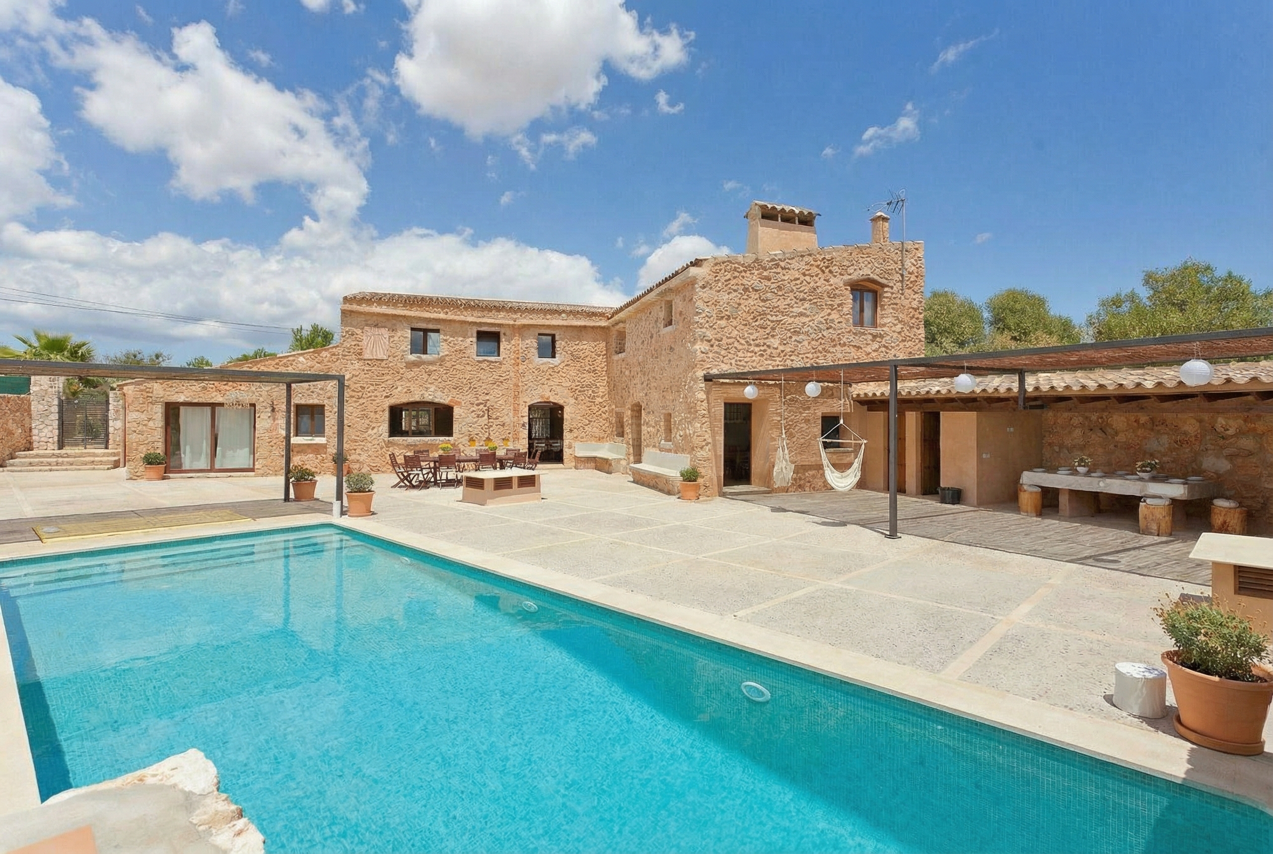 Natural stone finca with pool and bodega near Biniali