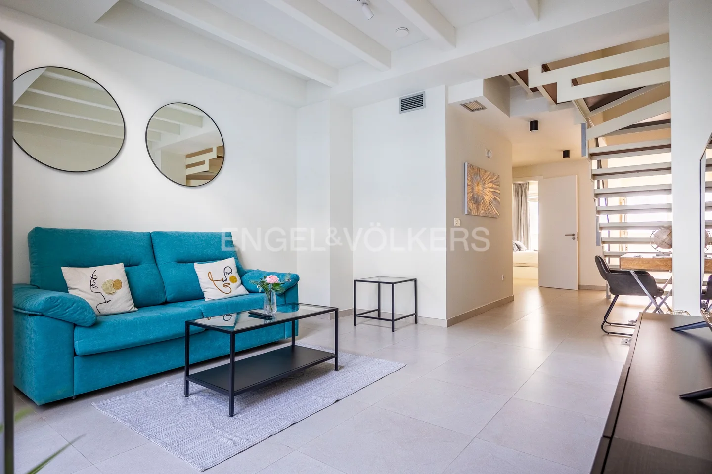 Exceptional duplex with garage in the historic center of Seville