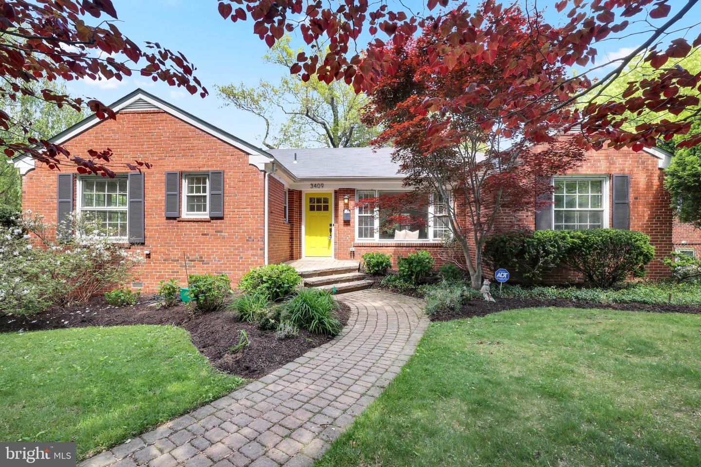 A North Chevy Chase Corner Lot Retreat