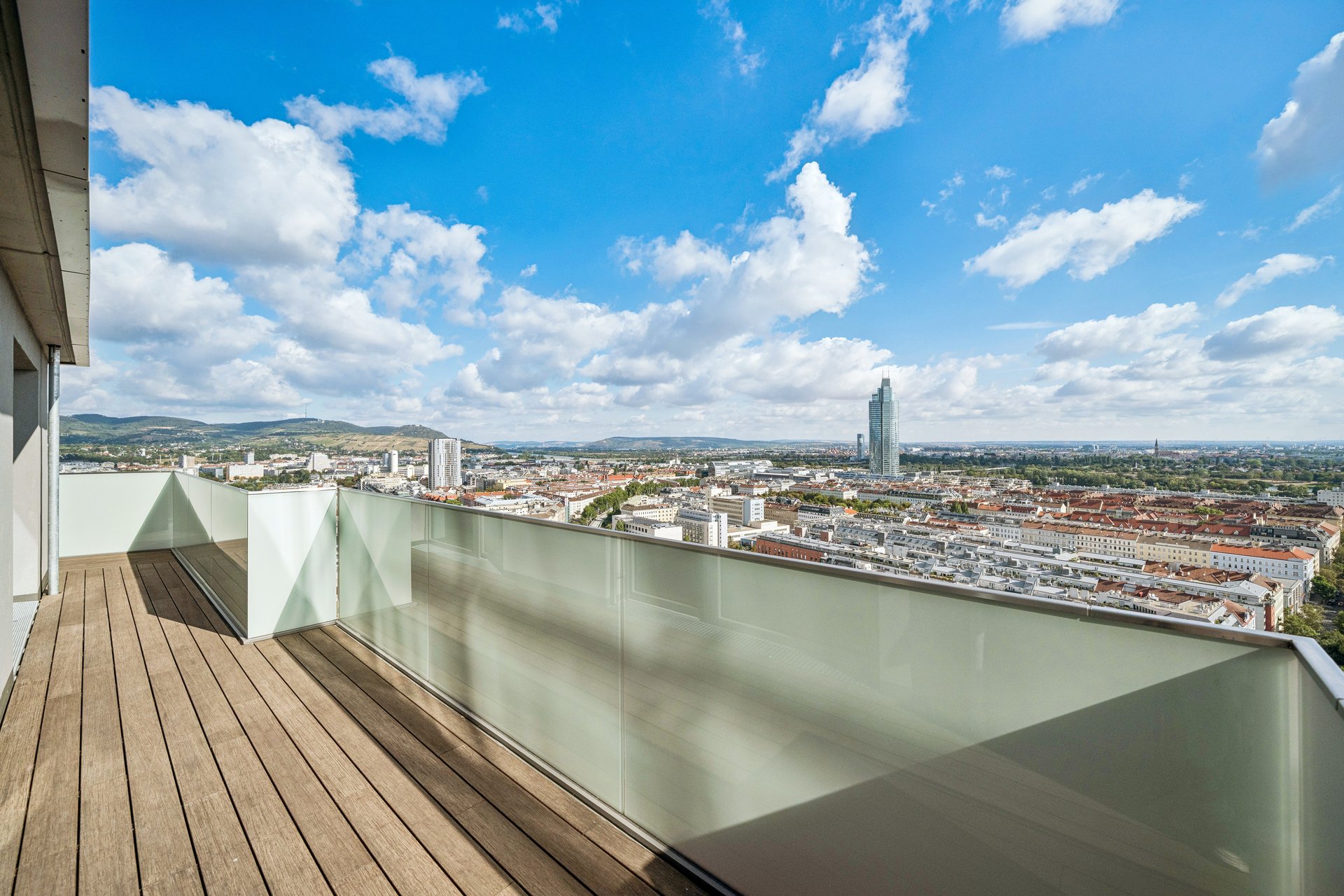 3-Zimmer im Wohnturm – mit Gym, Co-Working-Bereich, Dachterrasse u.v.m. im Haus