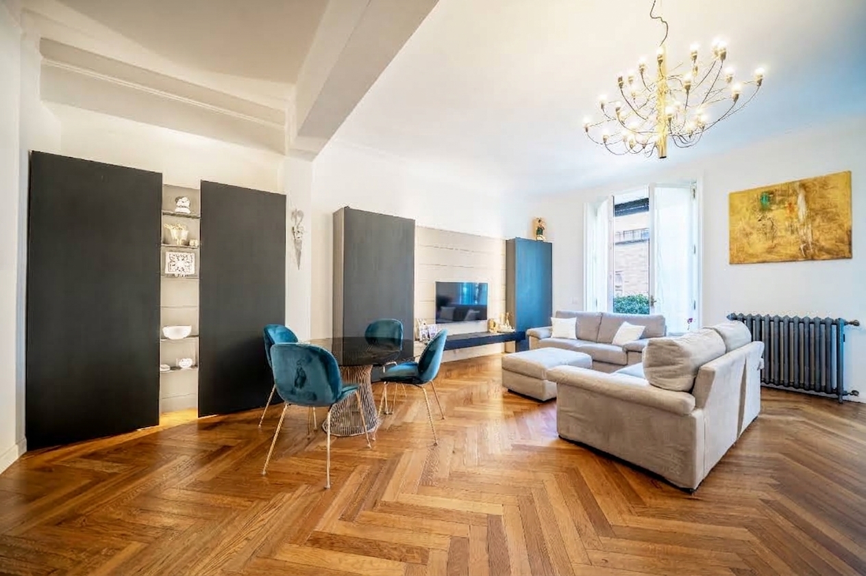 Period apartment with designer decor