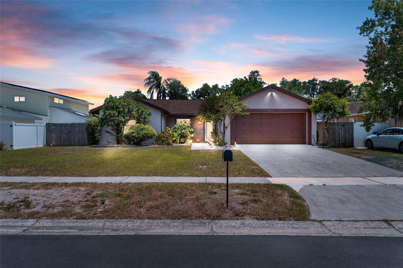 Fully Remodeled 4BR Oasis with Private Backyard Retreat