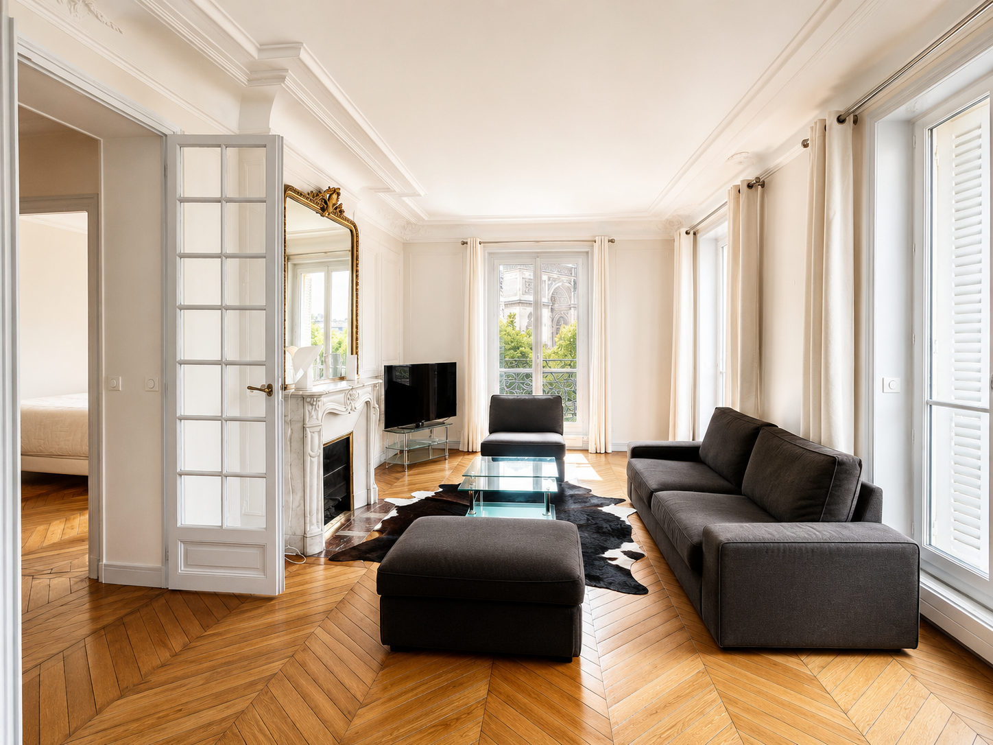 Möblierte Wohnung mit außergewöhnlichem Blick auf den Arc de Triomphe