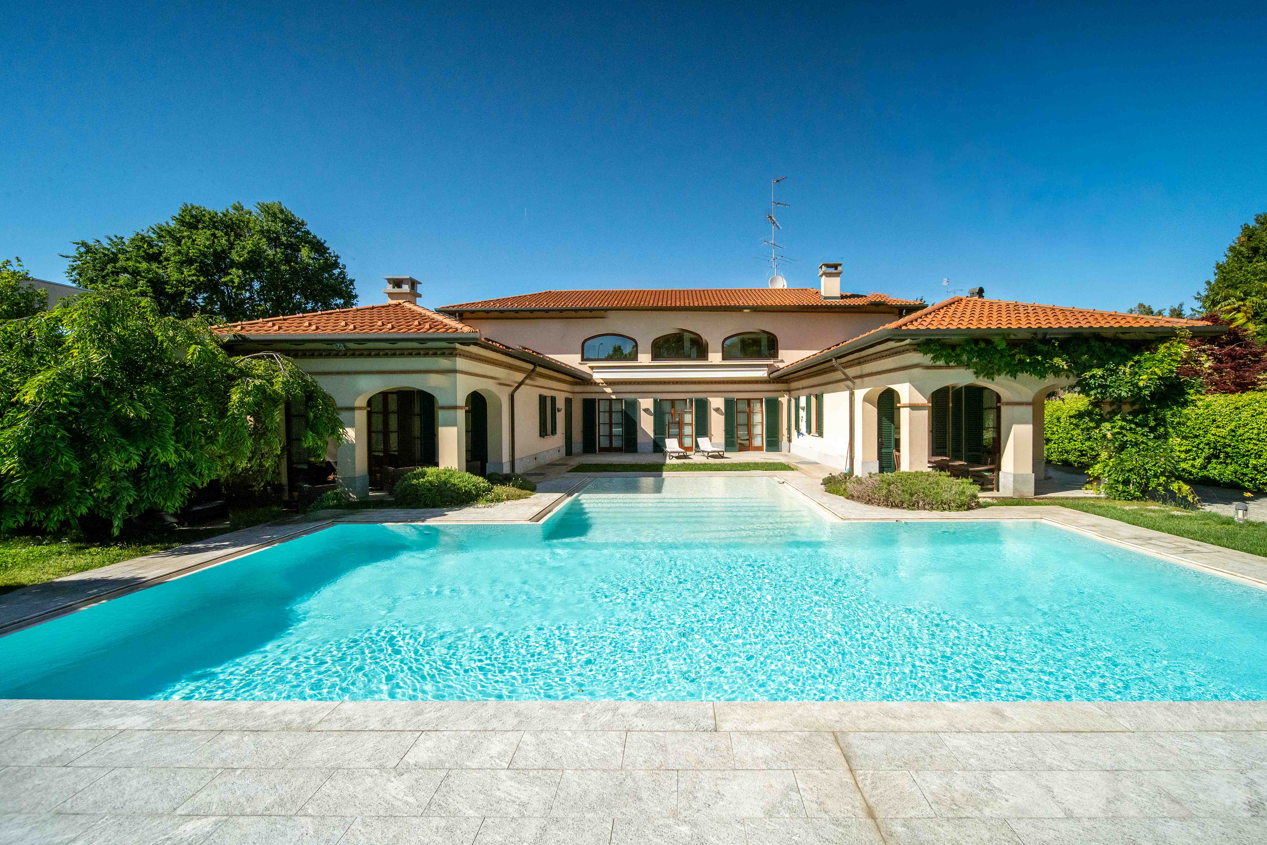 Elegante proprietà in esclusivo e ricercato contesto residenziale