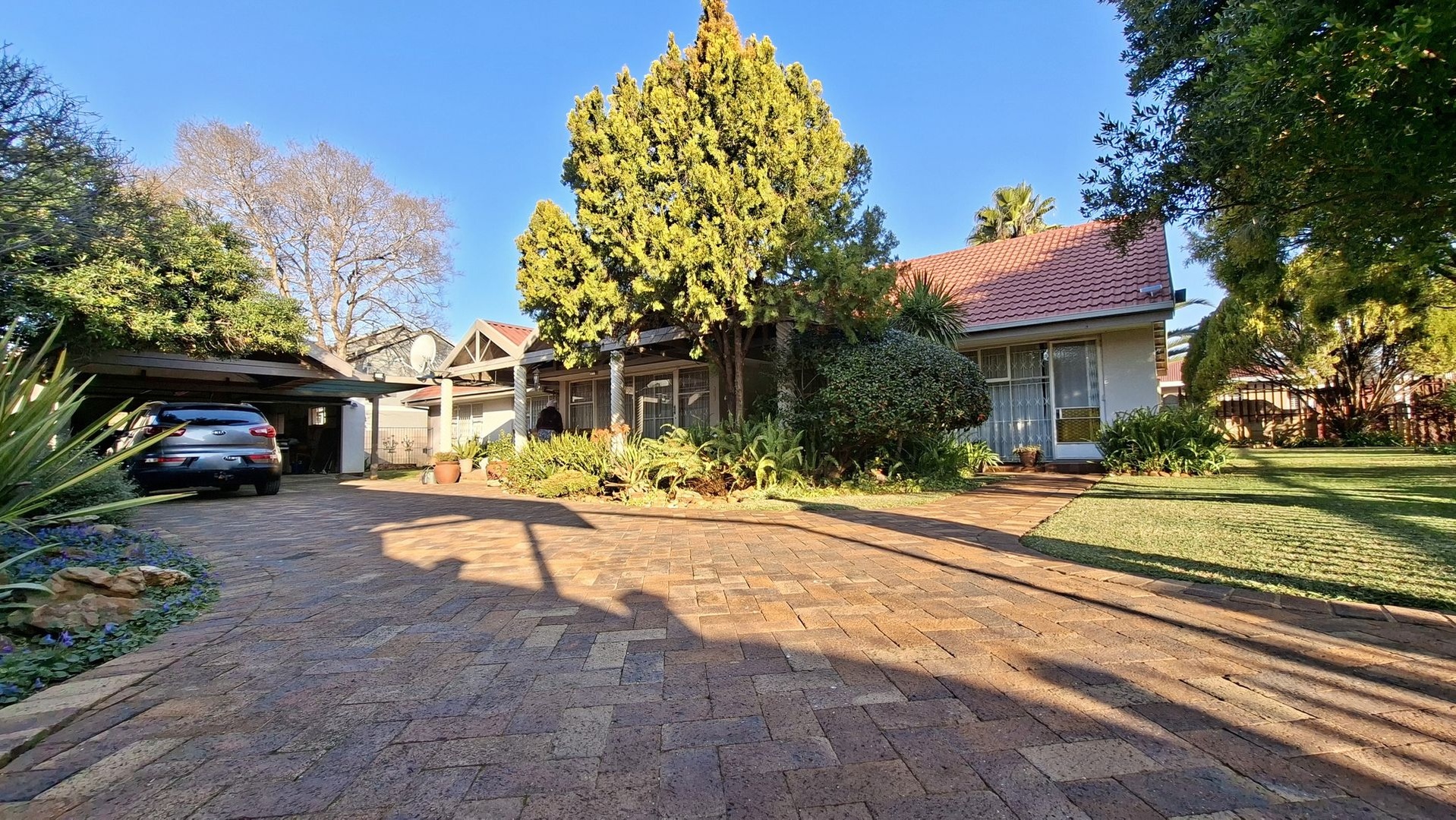 Beautiful Family Home in Quiet Central Potchefstroom