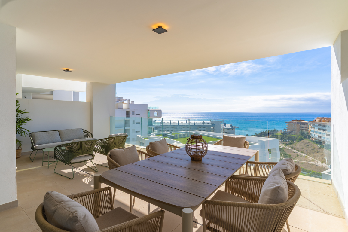 Apartment mit atemberaubendem Meerblick und Touristenlizenz