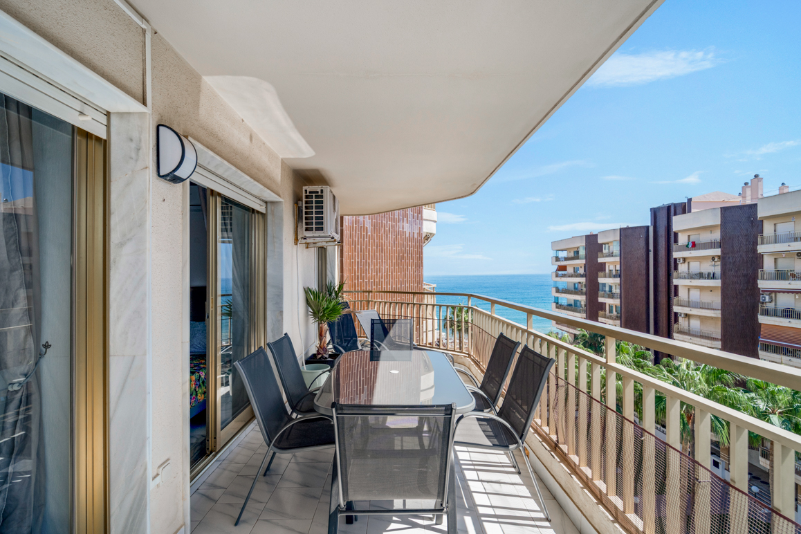 3 bedroom apartment by the sea in Parque Doña Sofia