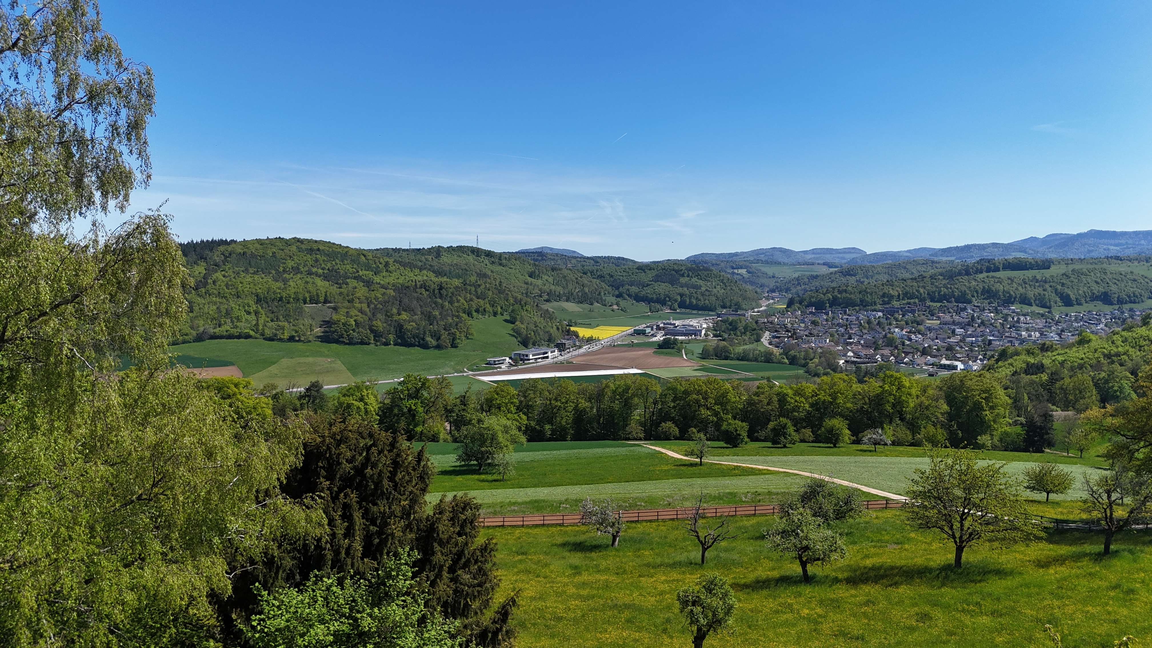 Weitläufiges Bauland mit unverbaubarer Aussicht