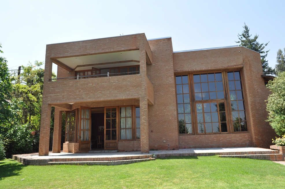 Extraordinary Home in La Reina Alta