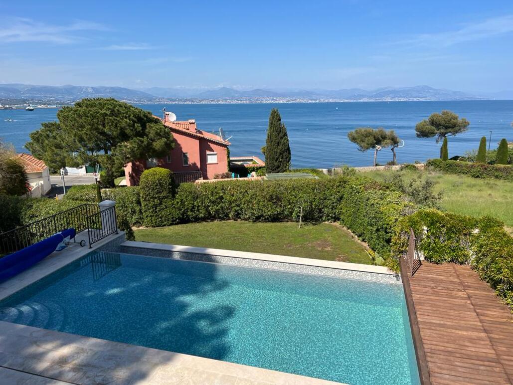 Stunning villa in the heart of Cap d’Antibes with sea views