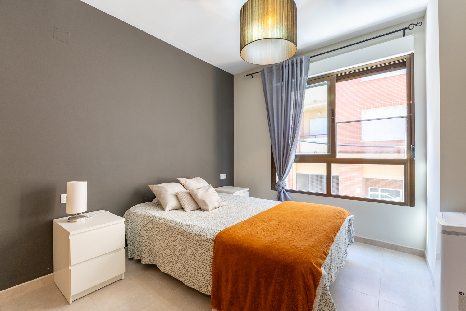 Opportunity in Piles: apartment with garage and storage room