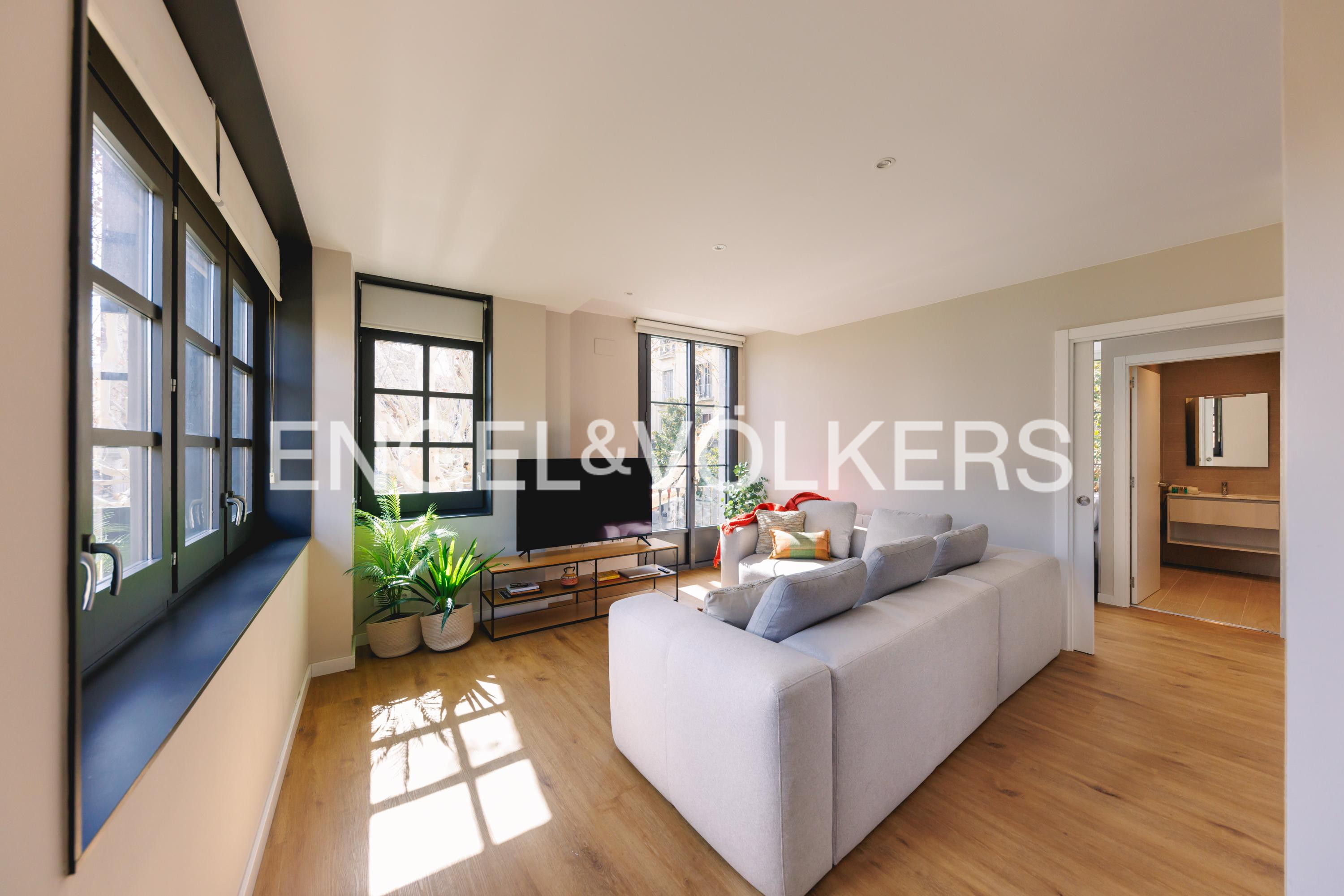 Exclusive apartment in the heart of Barri Vell