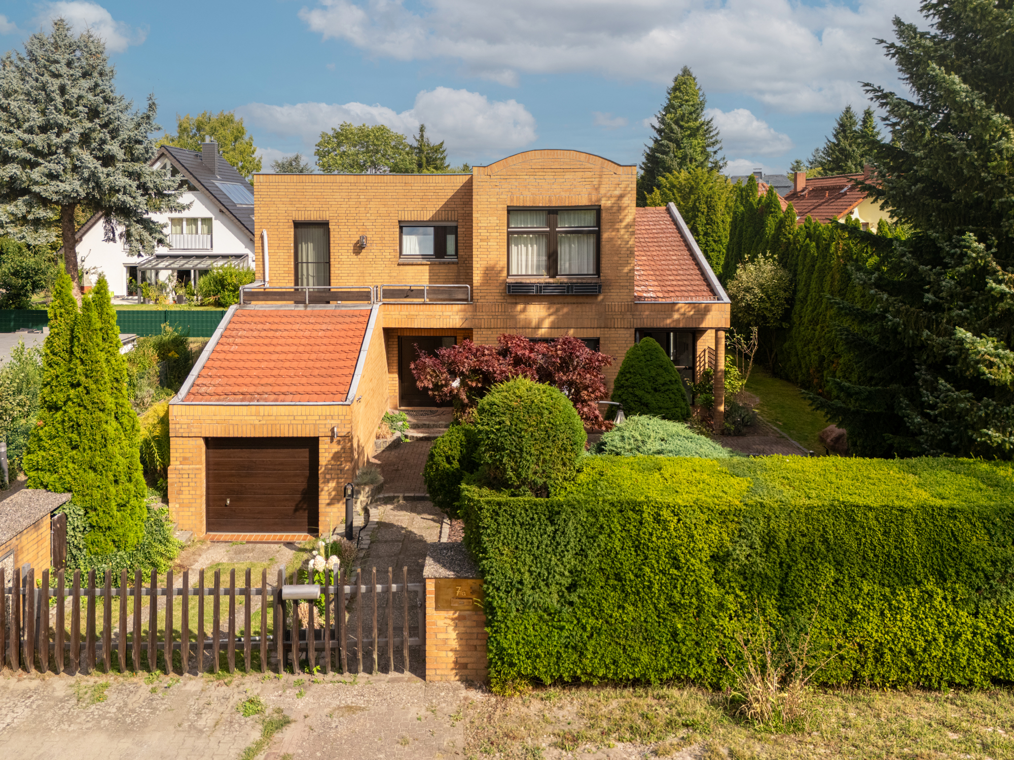 Architektonisches Unikat: Postmoderne Wohnkunst mit besonderem Raumgefühl