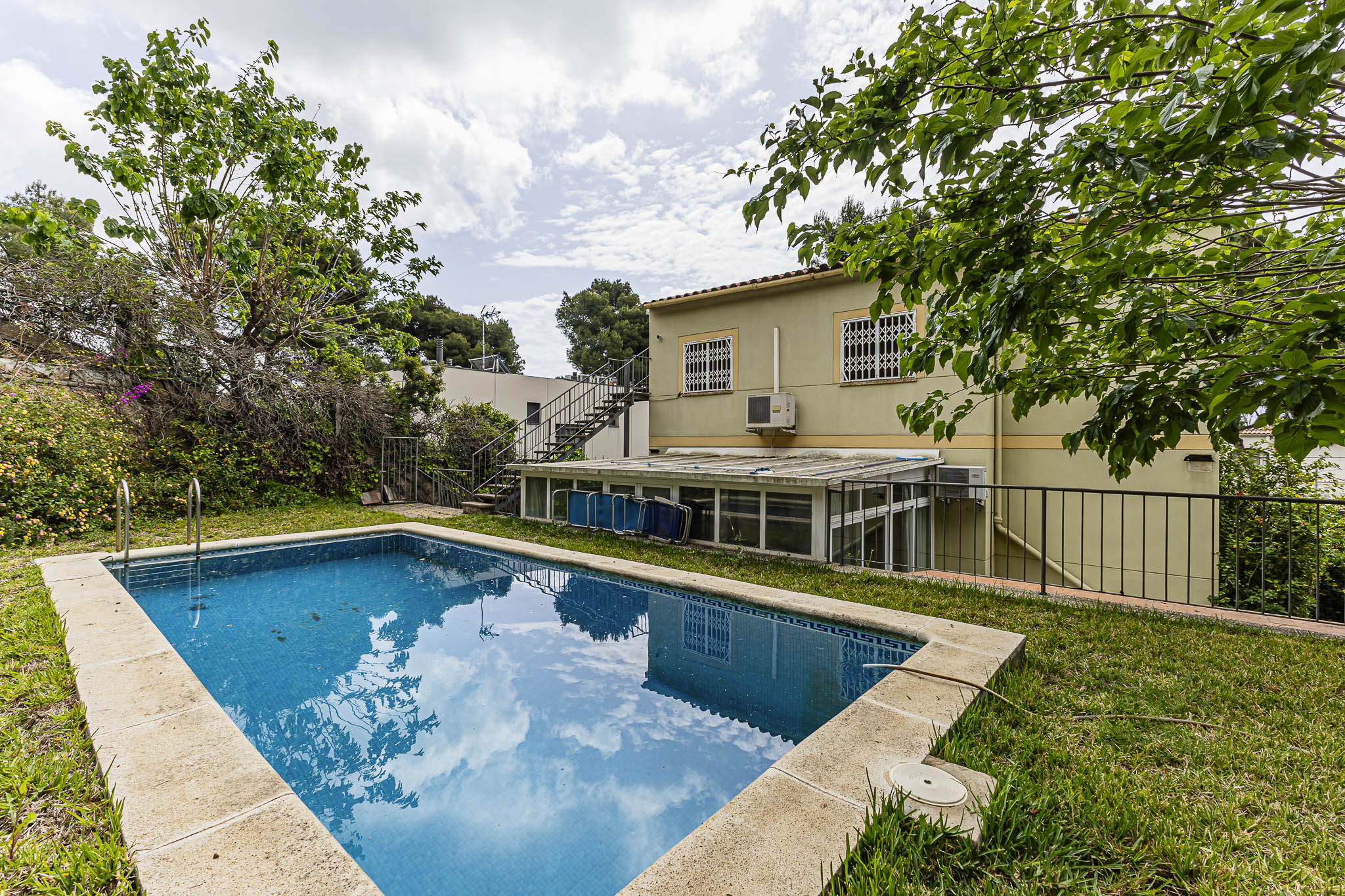 Detached house with pool in Bellamar