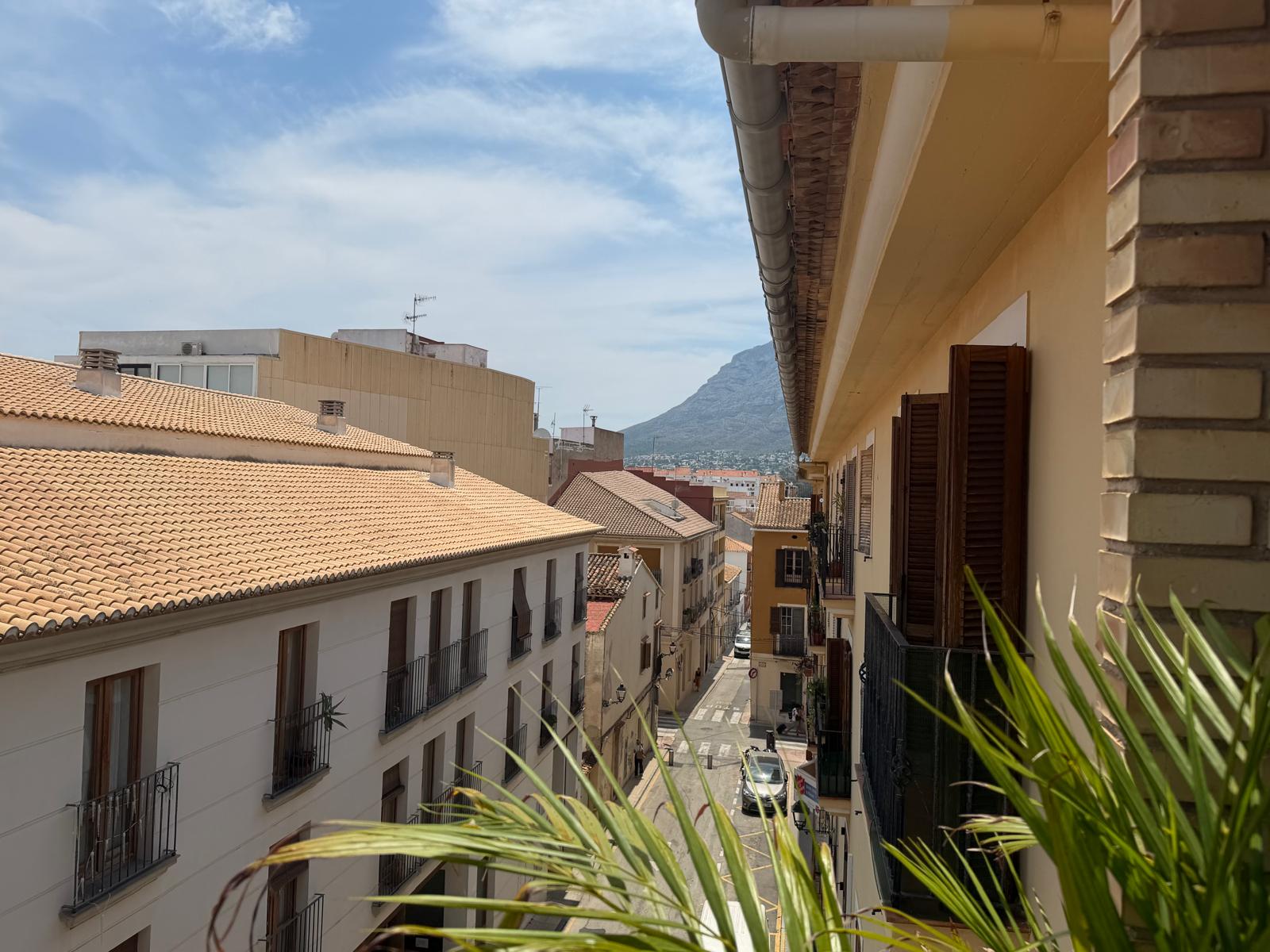 Beautifully Renovated Apartment in the Heart of Denia