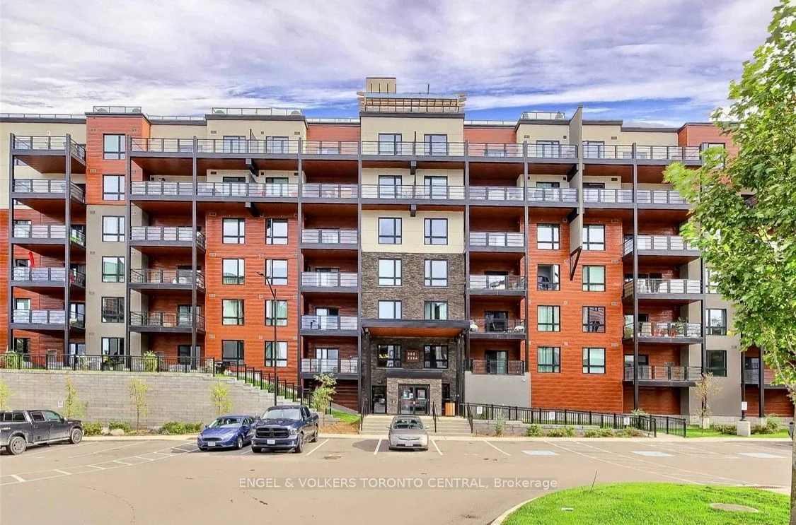 Beautiful, Inviting And Cozy Condo With Spectacular Balcony