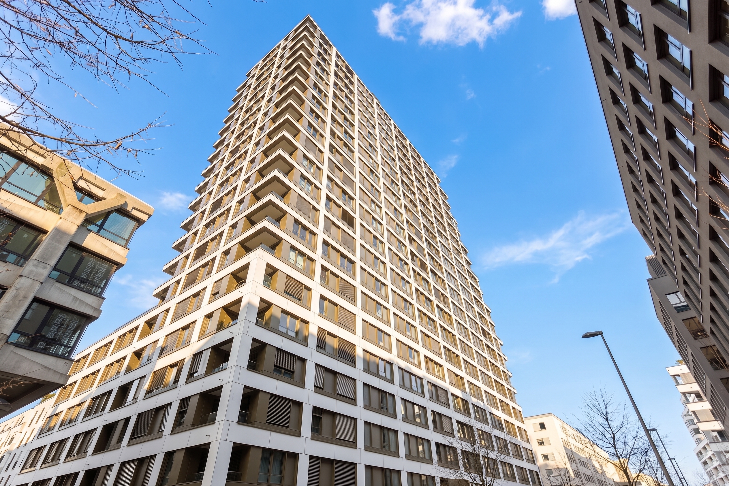Urban Luxury - Hochwertige Zwei-Zimmer-Wohnung mit Concierge-Service