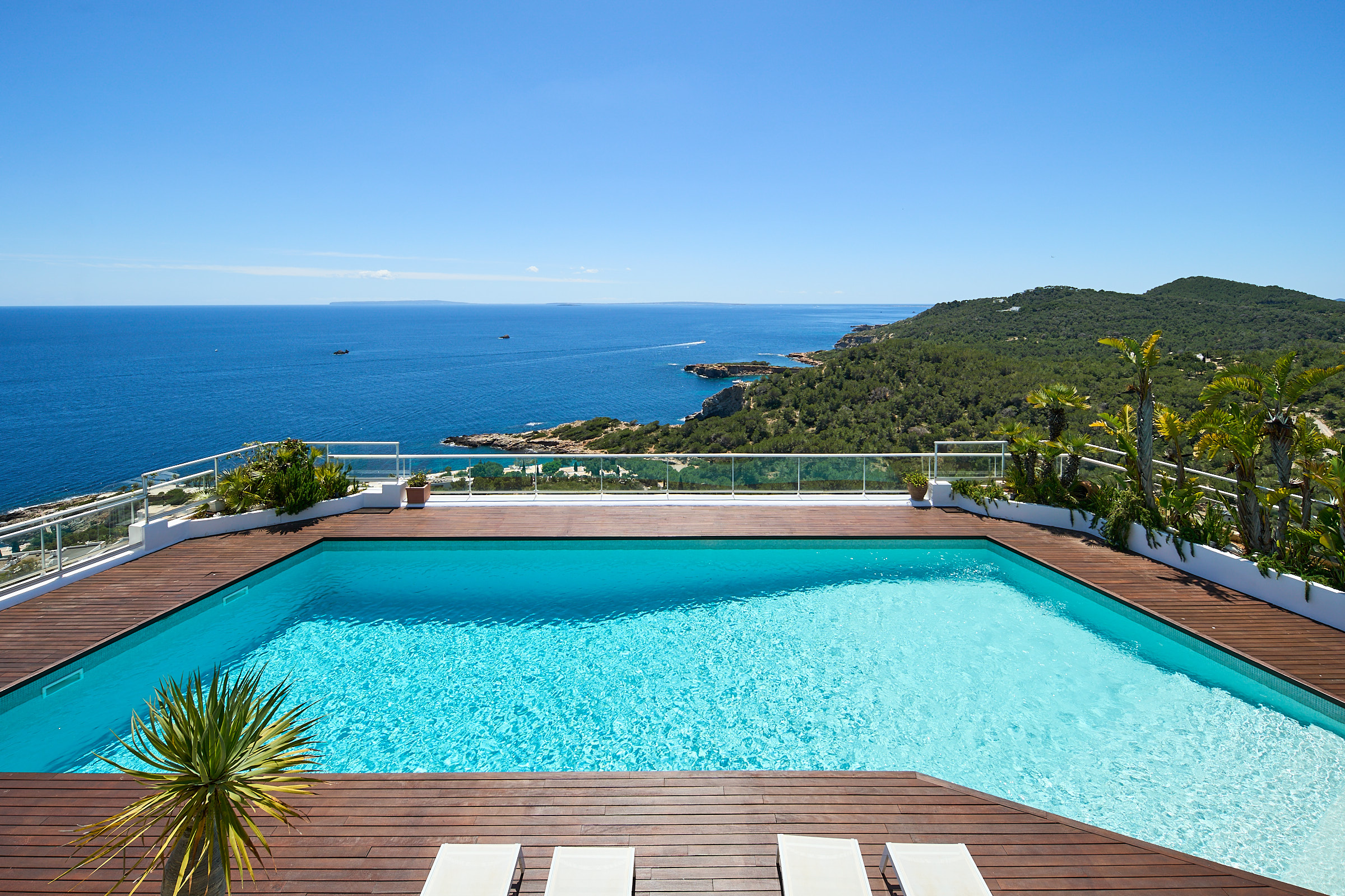 Spectacular mediterranean villa with panoramic sea views