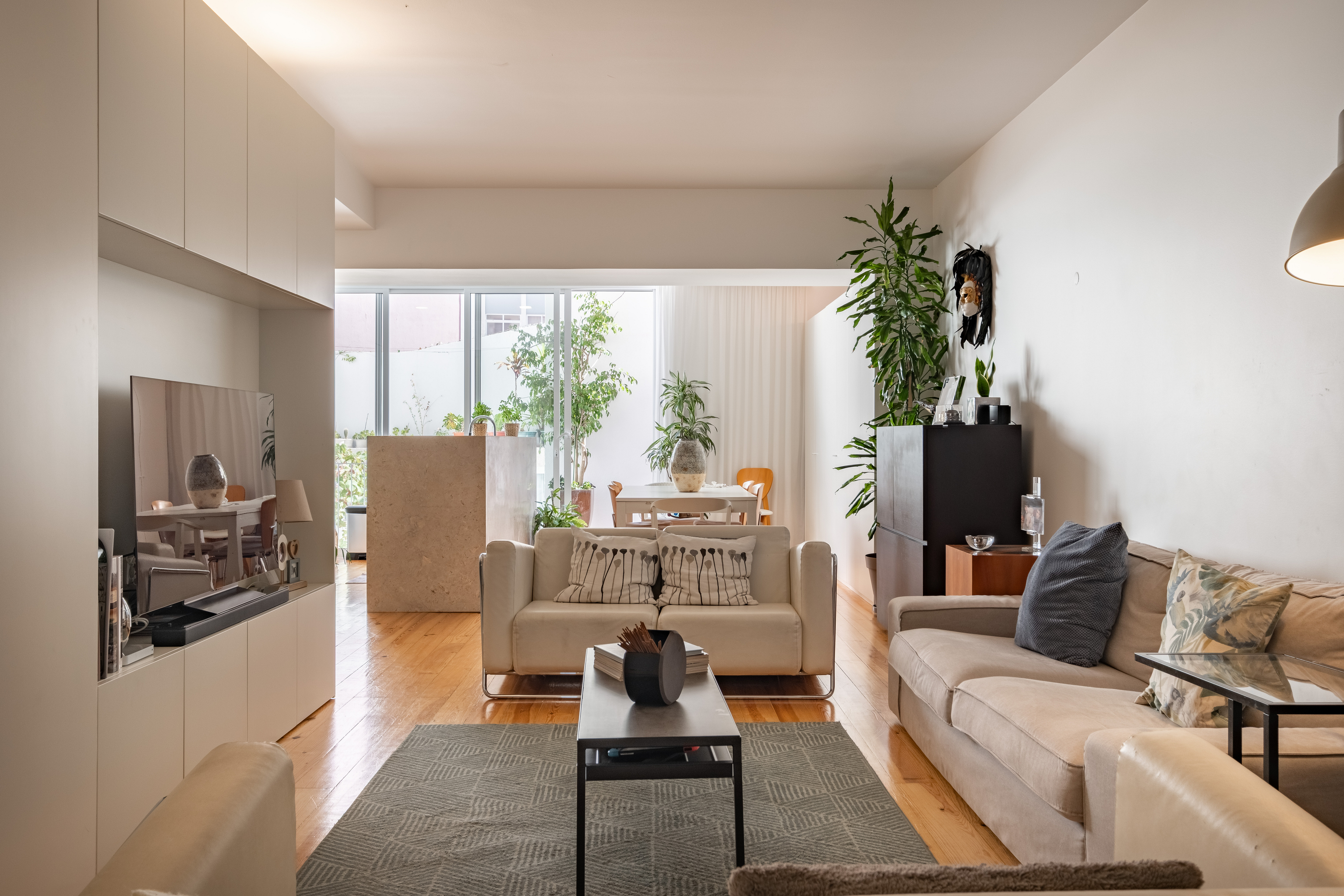 Charming 3-bedroom flat in Avenidas Novas, within the Liceu Filipa Lencastre catchment area