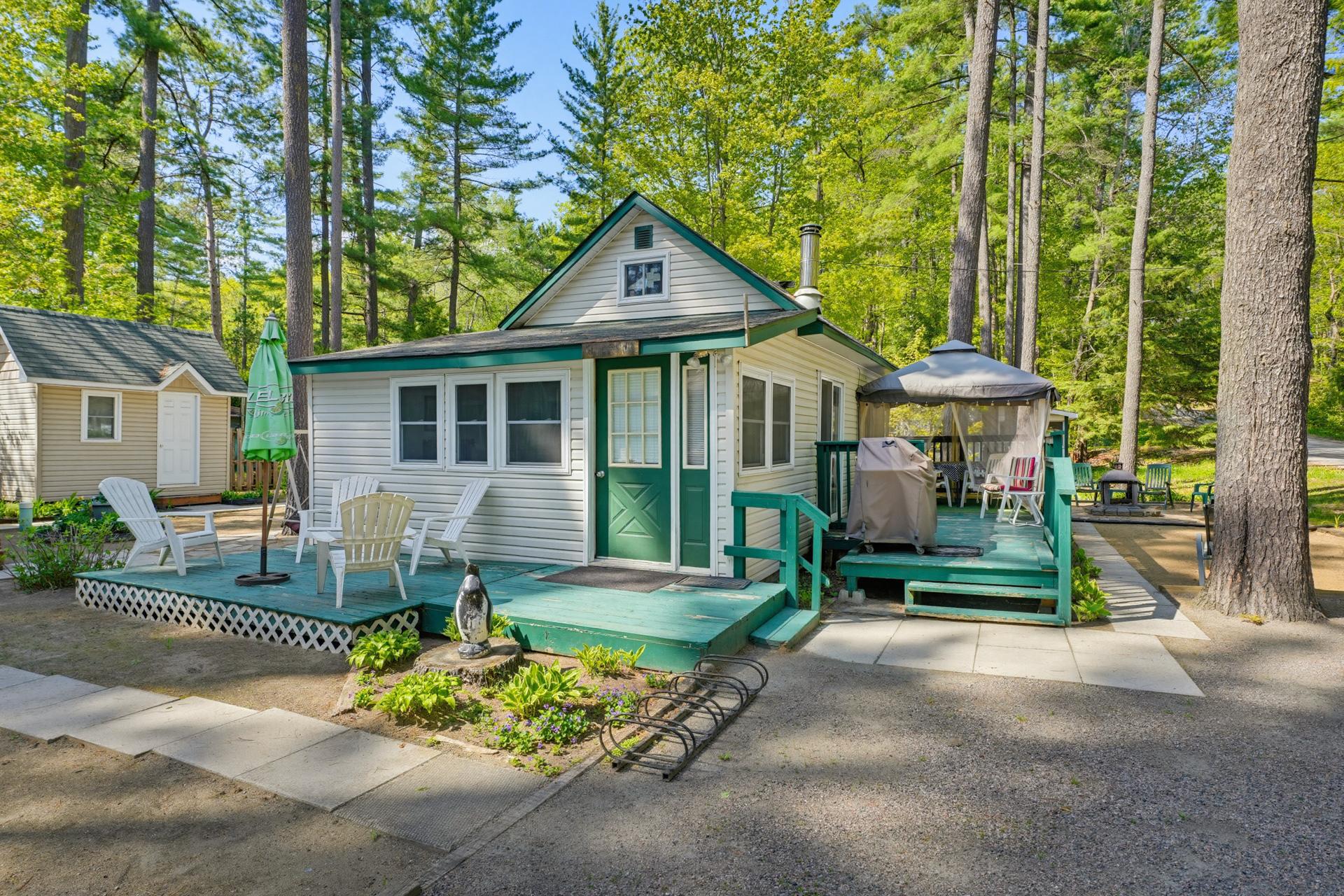 Unique opportunity Turnkey House with access to the River