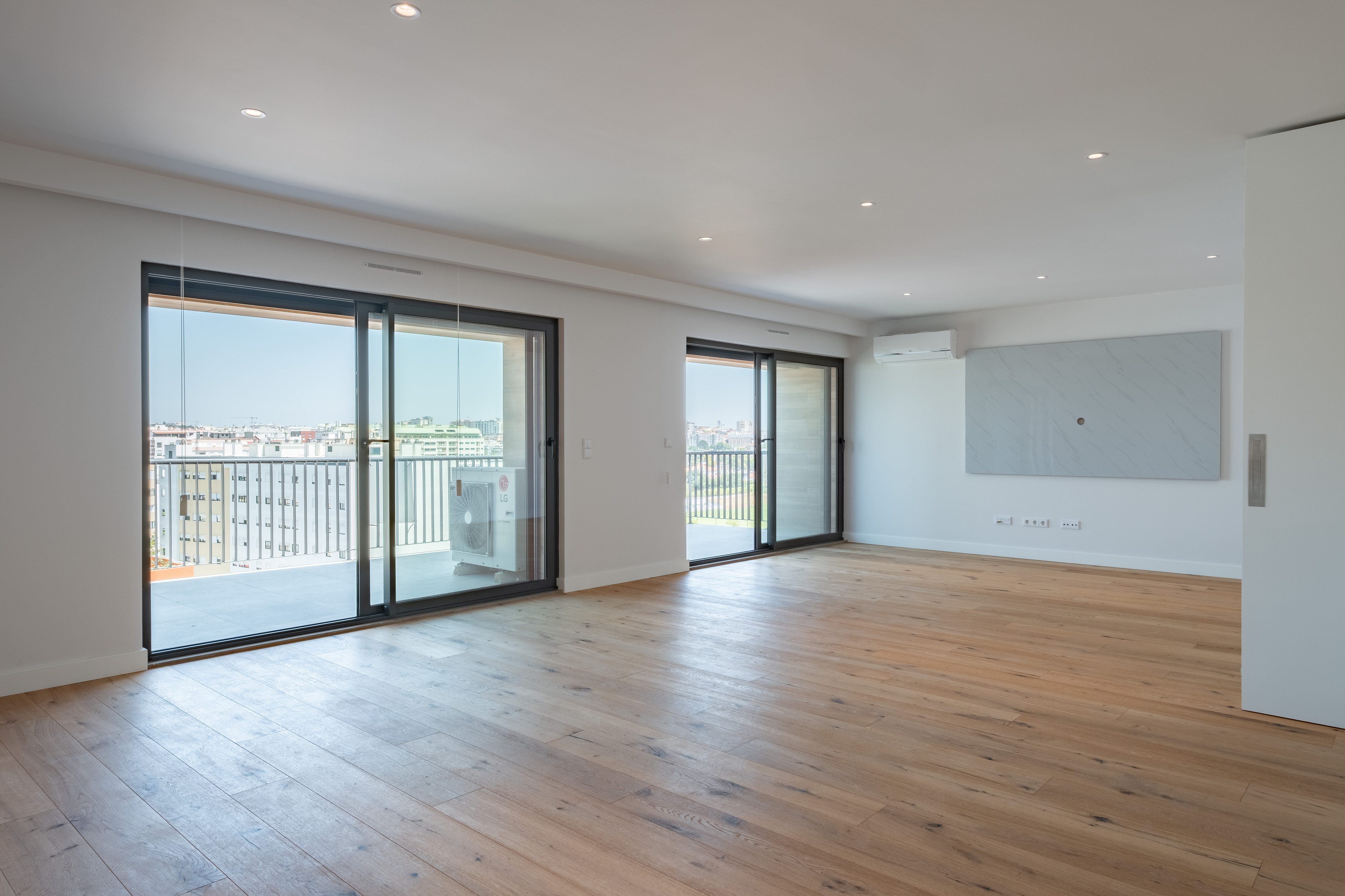 T3 novo com terraço no PANORAMA SETÚBAL