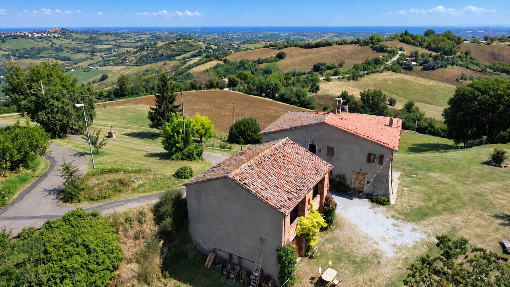 Historic farmhouse in Borghi with a unique view of the Adriatic