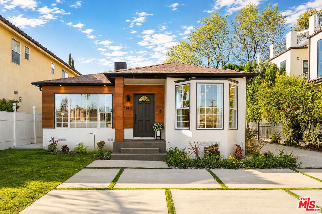 Stylish Remodeled Home with ADU in South of the Boulevard