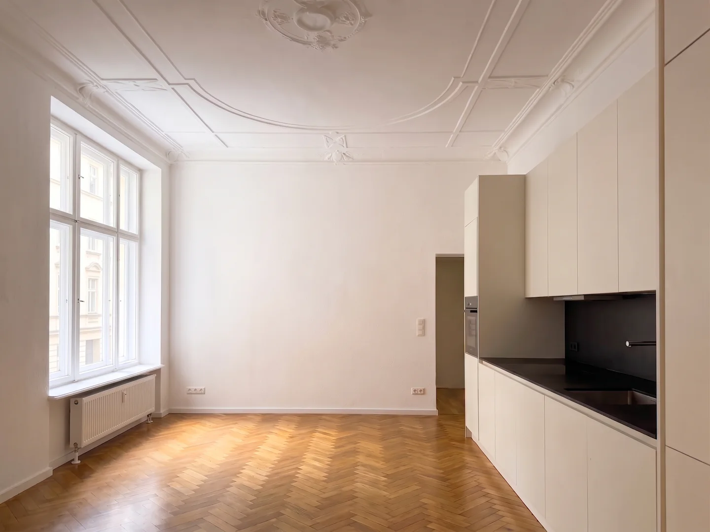Sanierter Altbau mit privater Terrasse in Bestlage nahe des Kurfürstendamms - Photo 2