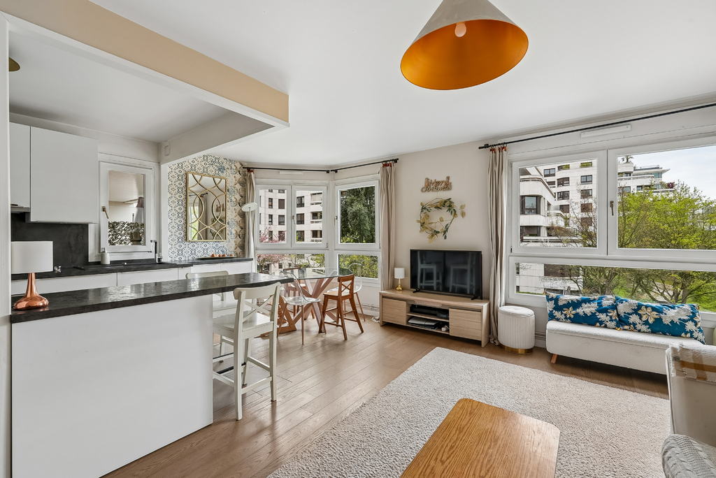 Levallois-Greffulhe - 4-room apartment - 91 sqm - Sought-after upscale residence