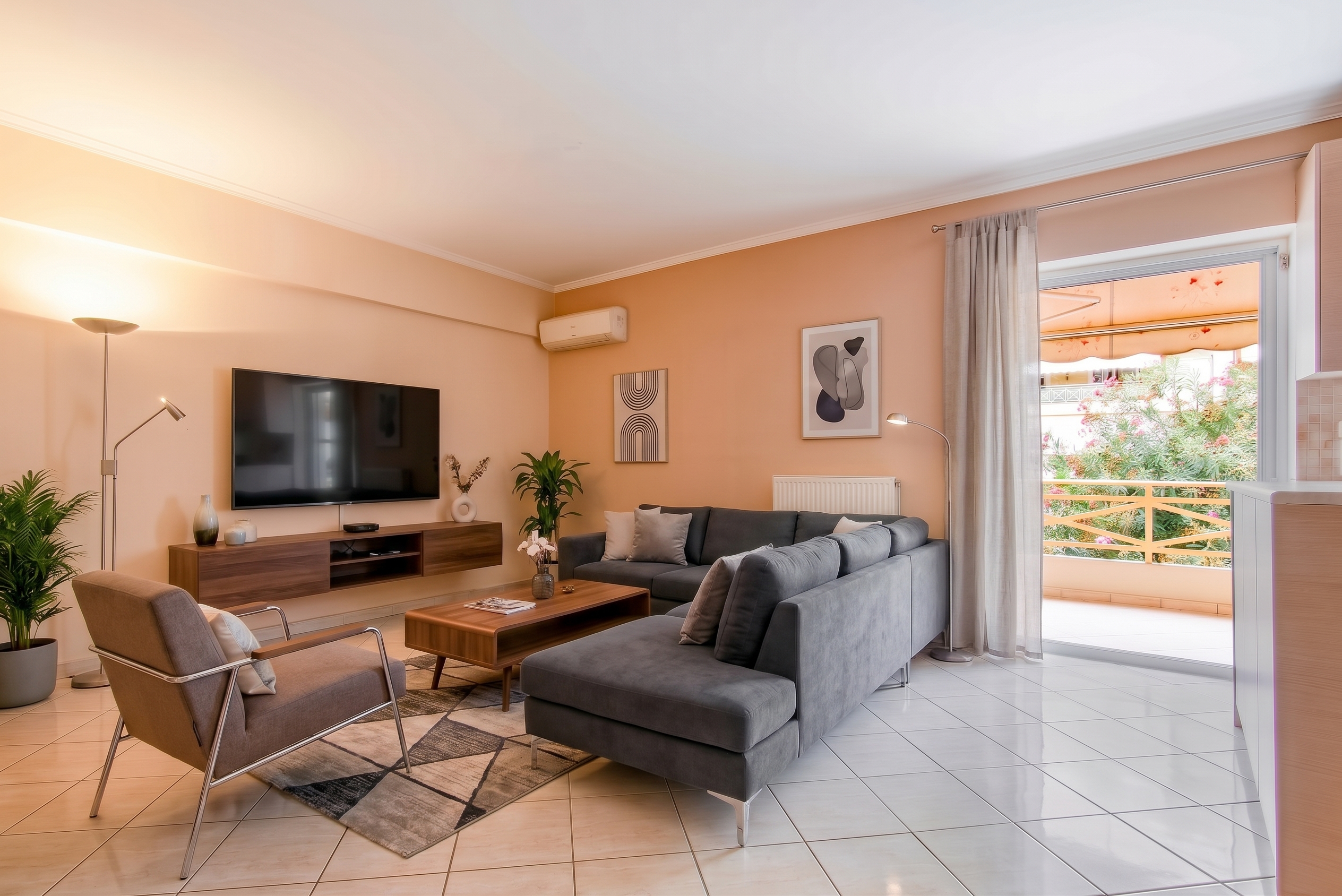 56 sq.m. apartment near the Stavros Niarchos Park with parking [AI-modified]