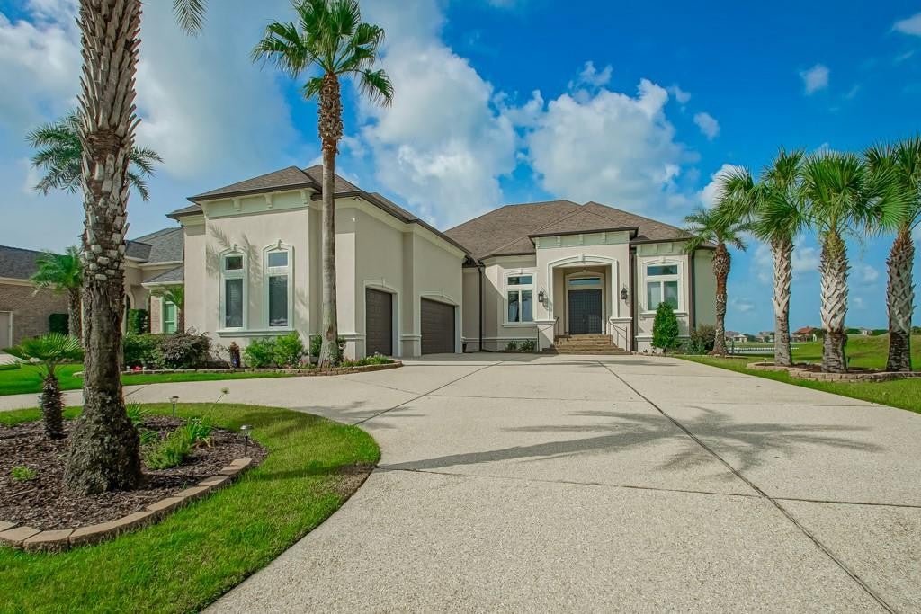 Waterfront Dream Home with Stunning Lake Views