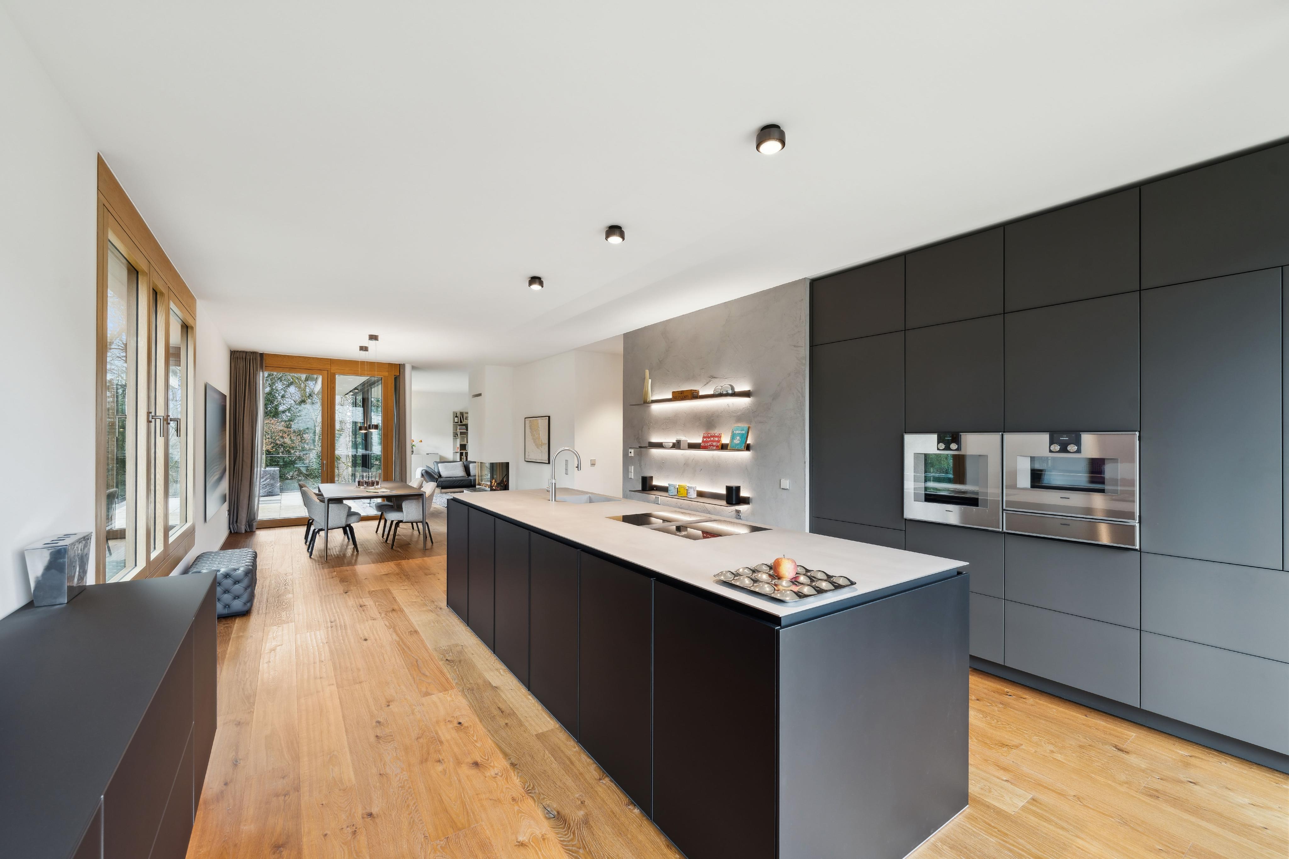 Besondere und exklusive 4 -Zimmer-Wohnung in absoluter Bestlage von Harlaching-Menterschwaige