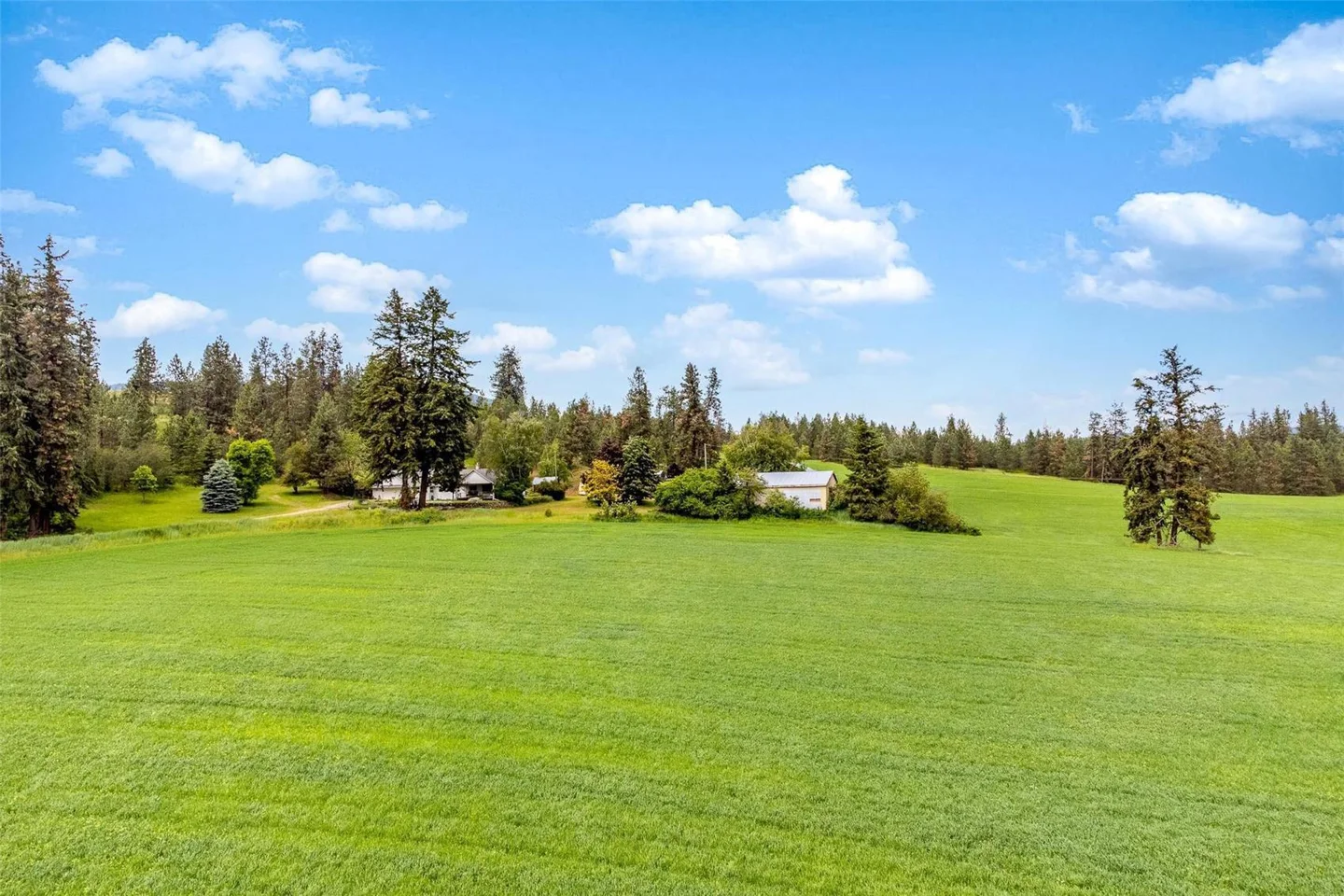 Welcome to country living on 108+ acres, minutes to town!