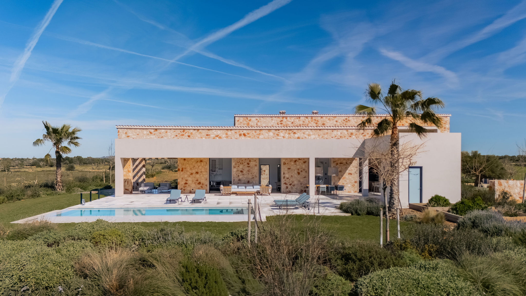 New build finca in idyllic location near Cala Llombards