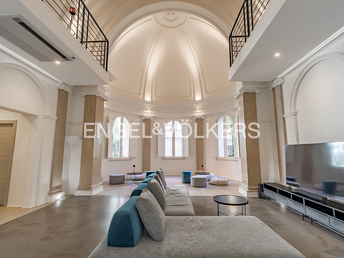 Charming former 19th-century church: an authentic historic property