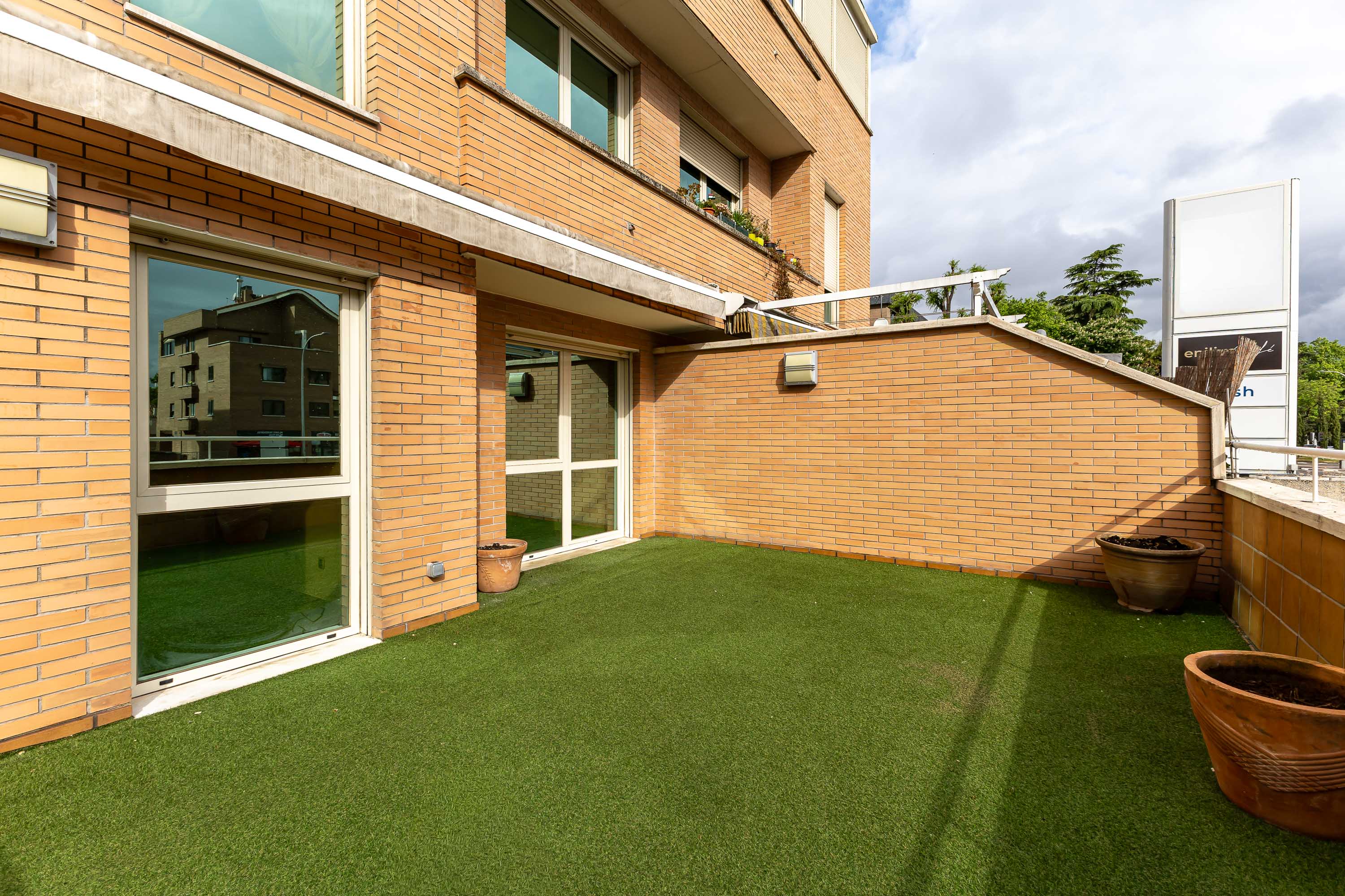 Exclusive apartment with terrace in Arturo Soria